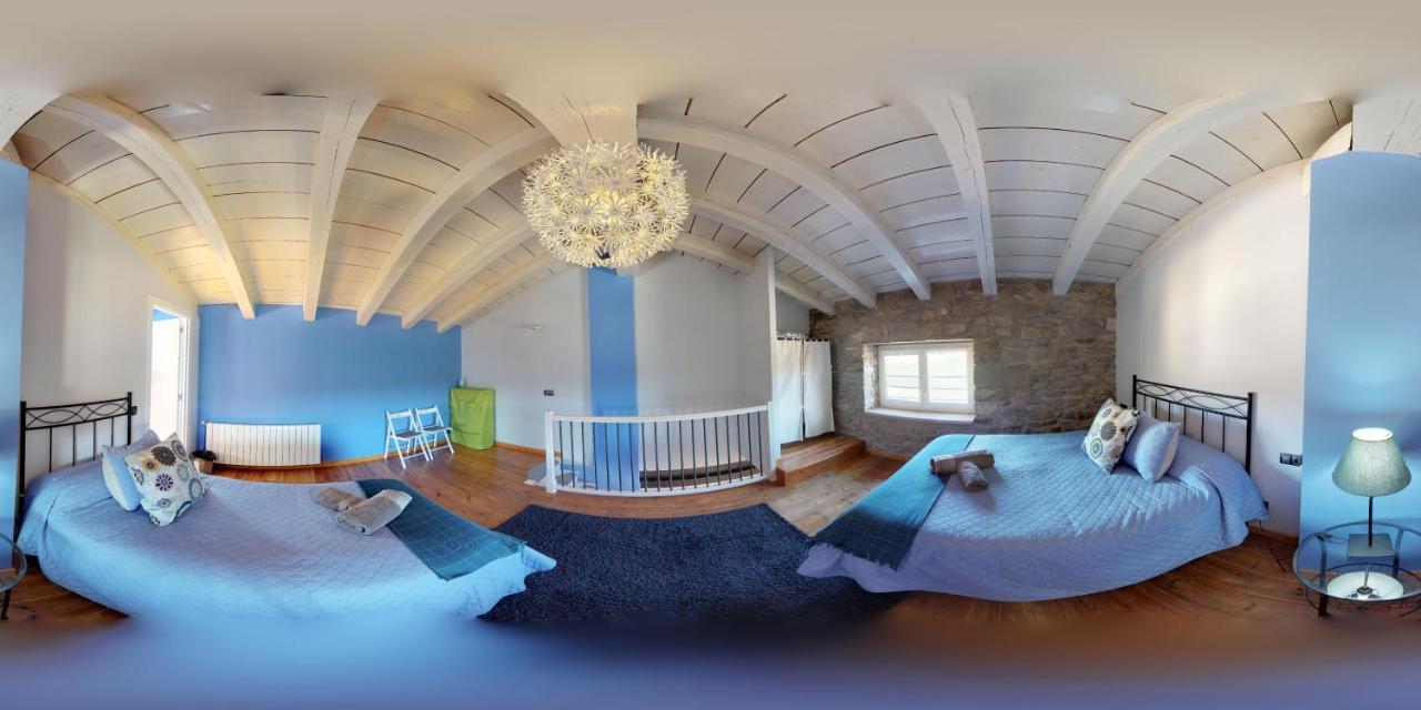 Casa Rural La Abadia-Apartamentos Graus Buitenkant foto